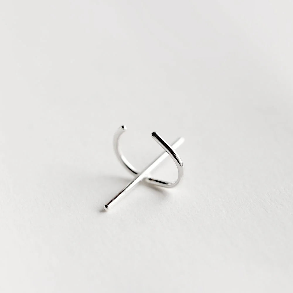 LINE 04 EAR CUFF