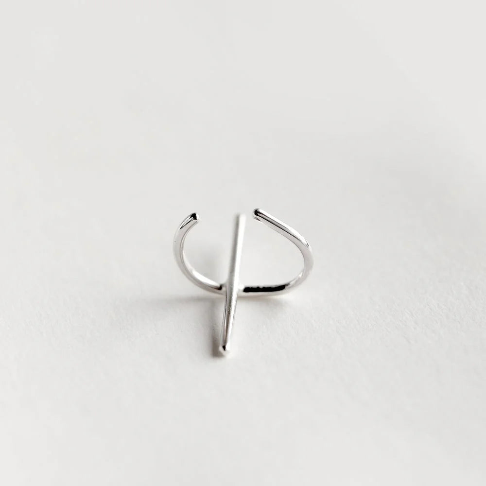 LINE 04 EAR CUFF
