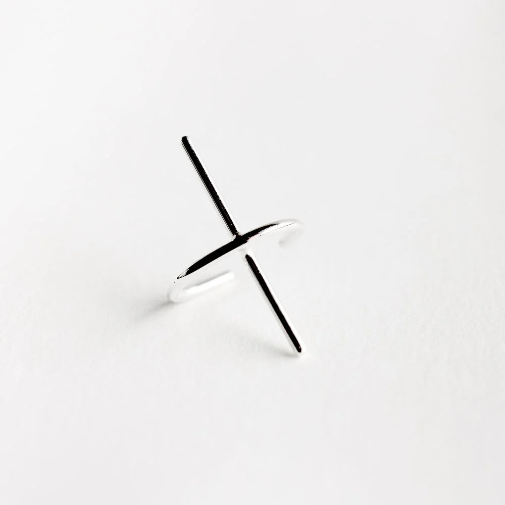 LINE 04 EAR CUFF