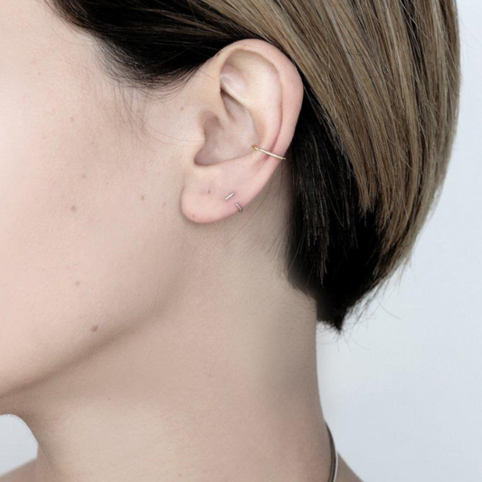 MIRTA ESSENTIAL GOLD EAR CUFF