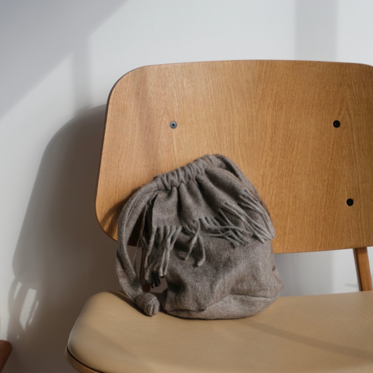 【loomer/ルーマー】Yak Fleece Purse