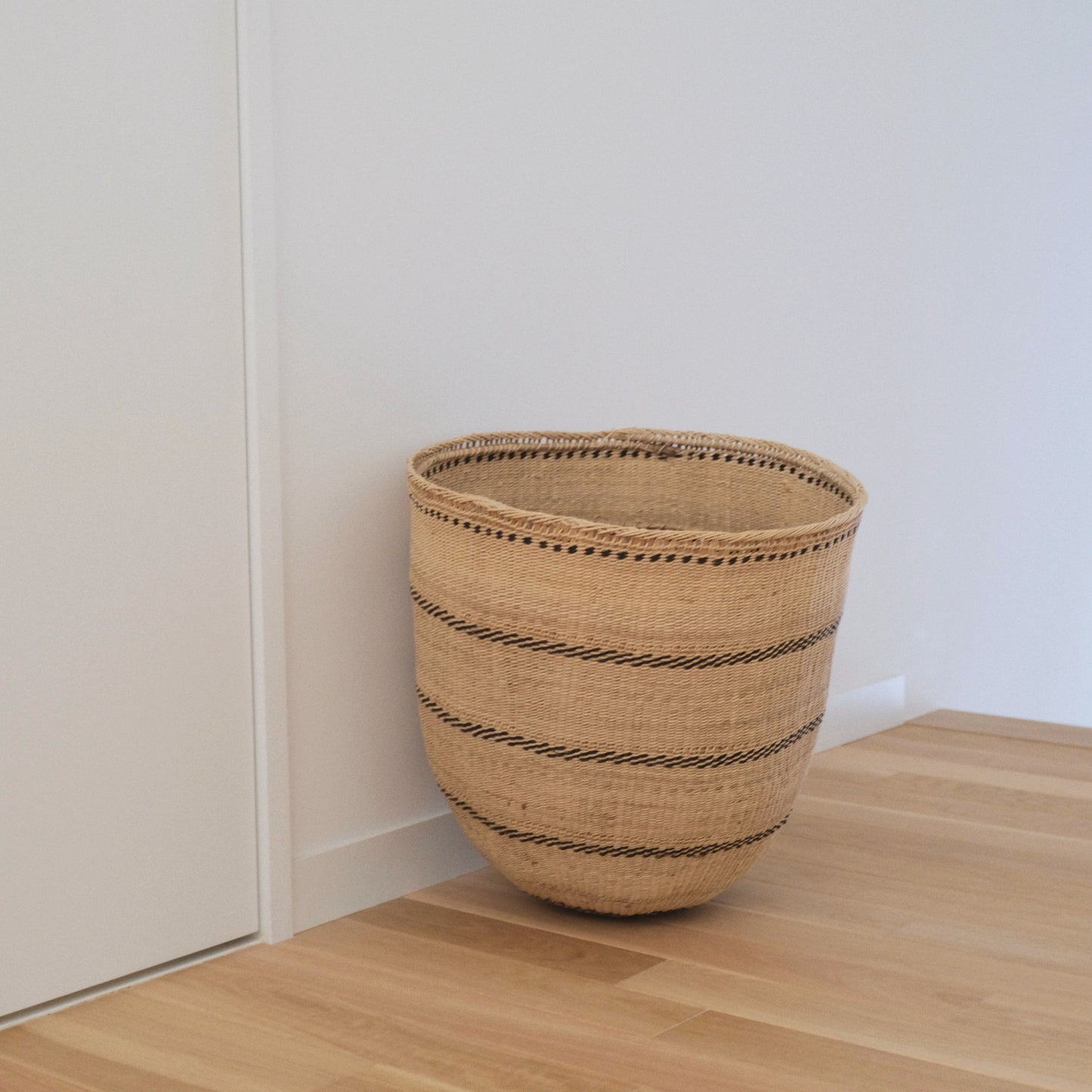 [INCAUSA] Wii Basket By Yanomami (L)