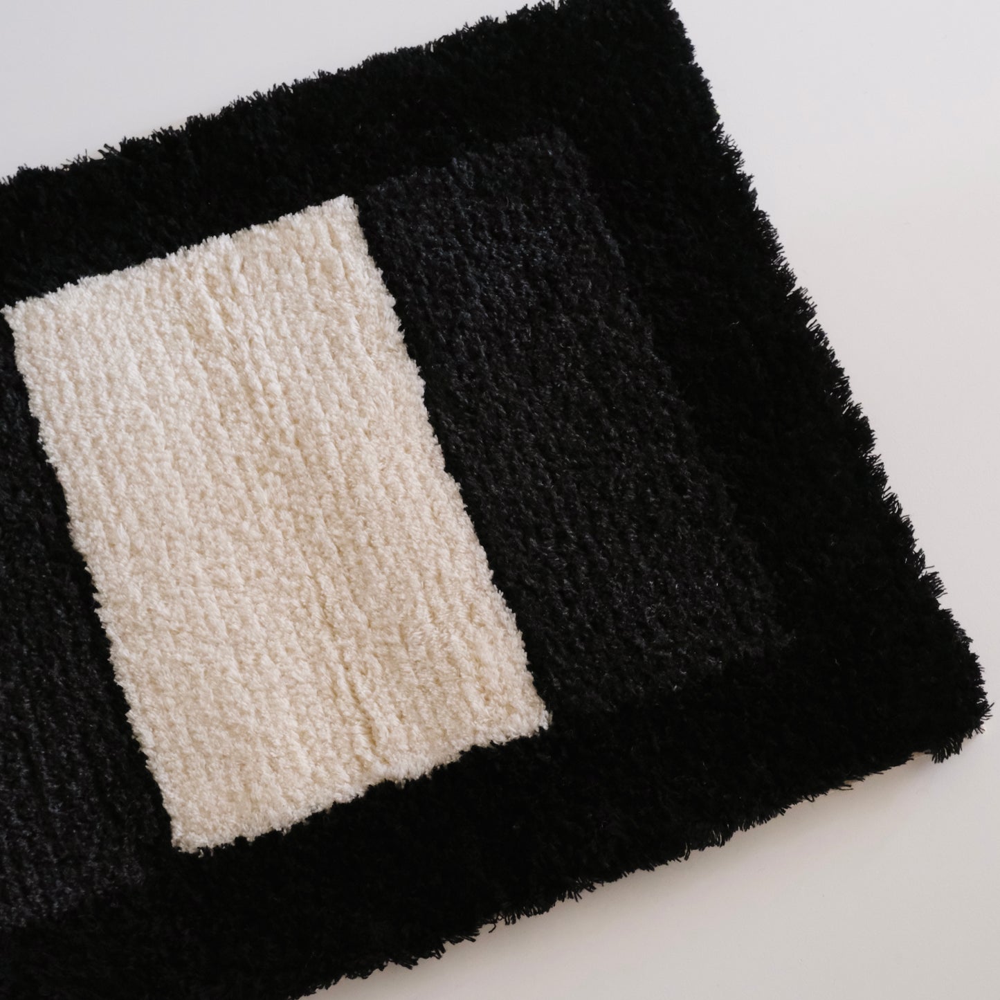 ［loomer /ルーマー］Tufting Art Rug Small