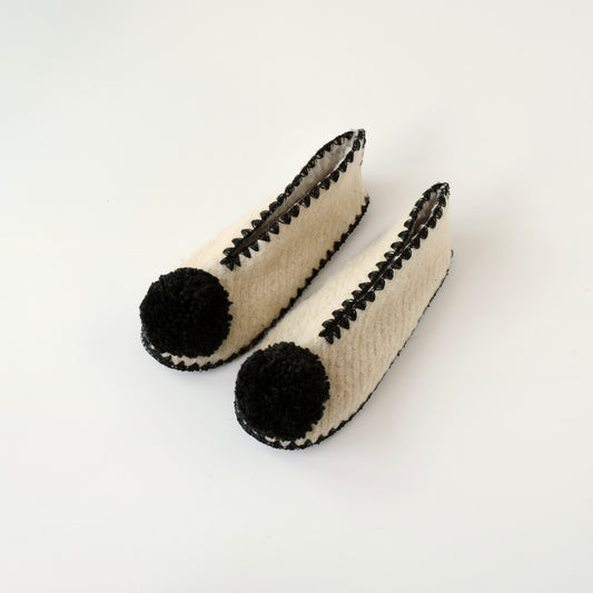 Pom Pom Wool Slippers