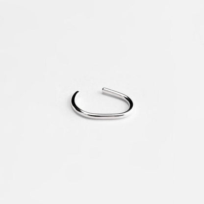 MIRTA ESSENTIAL SILVER EAR CUFF