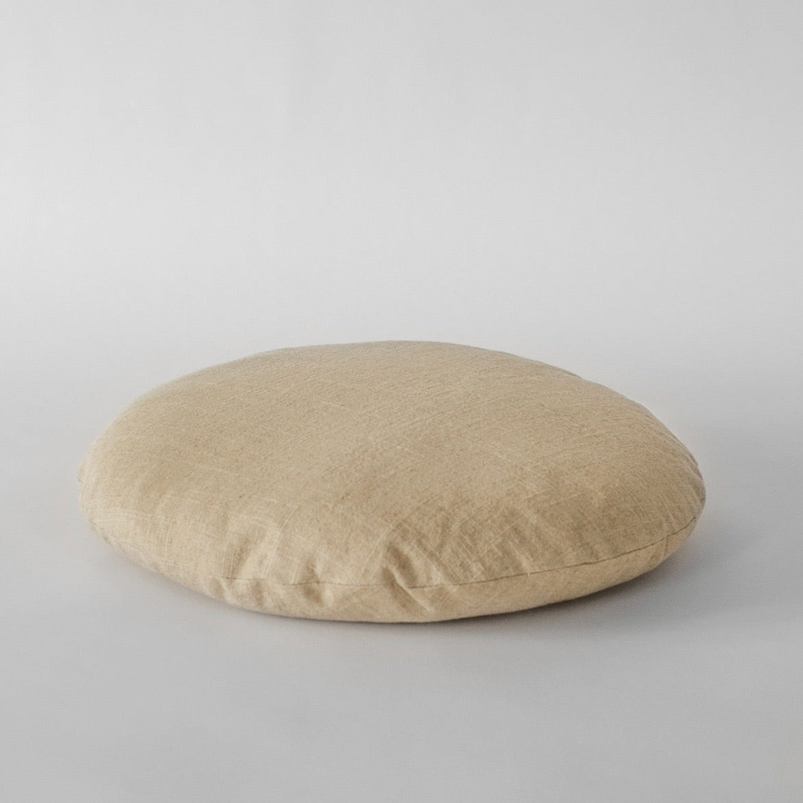 ［KLAY］New Disc Squab Cushion　Barley Husk Tan