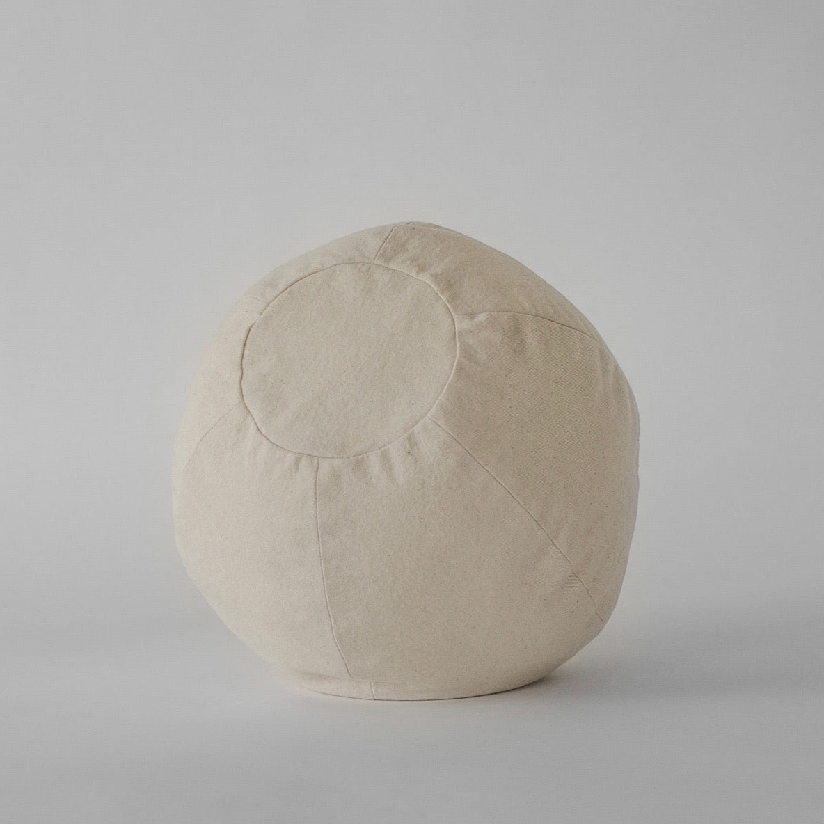 Klay GlobeCushion CreamyNaturalCanvas